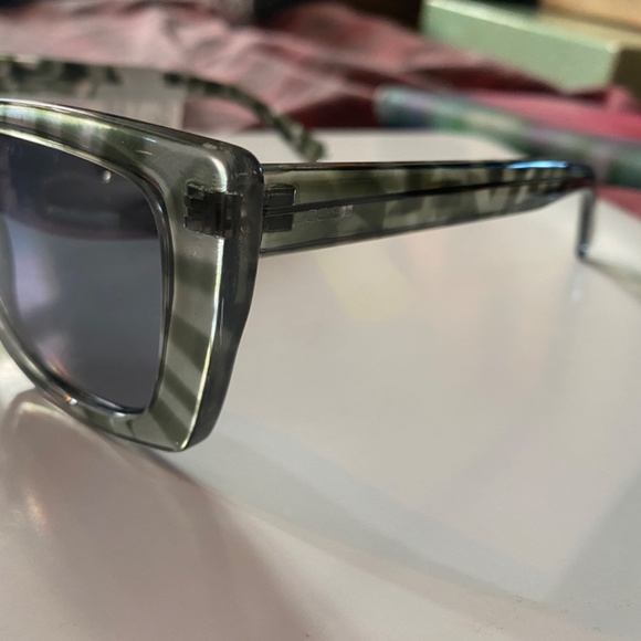 NWT Joe’s polarized sunglasses - Picture 2 of 8